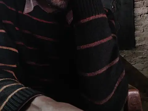 Snapshot of ThethunderPo chatting on 01-06-25, 09:52 ThethunderPo online show from 01-06-25, 09:52