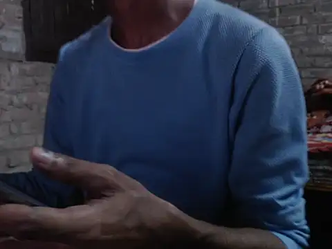 Snapshot of ThethunderPo chatting on 10-23-25, 03:33 ThethunderPo online show from 10-23-25, 03:33