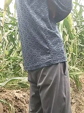 ThethunderPo online show from 04-28-26, 01:48