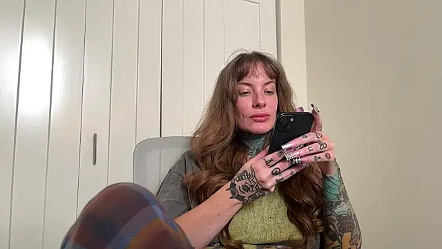 airgeadx online show from 12-30-24, 06:16