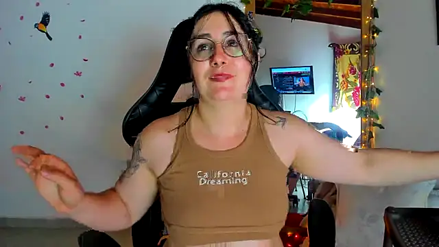 Snapshot of Susan_Foxx chatting on 03-21-25, 01:56 Susan Foxx online show from 03-21-25, 01:56