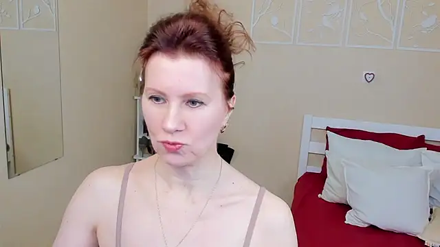 FoxySophia online show from 03-23-25, 09:10