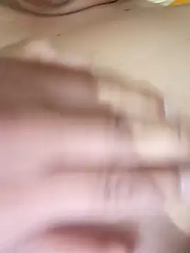 Snapshot of andi_erotic chatting on 02-23-25, 05:23 andi erotic online show from 02-23-25, 05:23