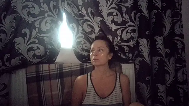 LindaStarS online show from 11-16-25, 06:08