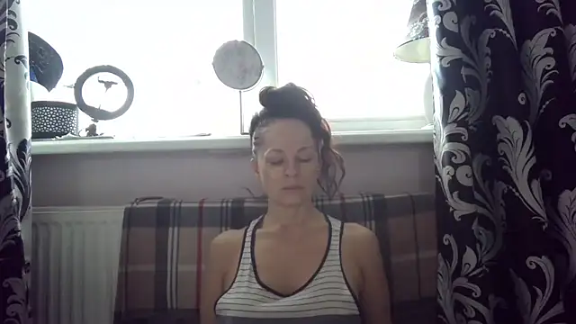 LindaStarS online show from 01-15-26, 06:40