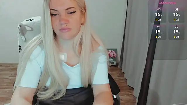 Snapshot of AllAboutLoveXx chatting on 11-06-25, 06:25 AllAboutLoveXx online show from 11-06-25, 06:25