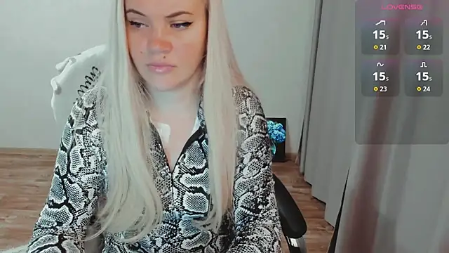 Snapshot of AllAboutLoveXx chatting on 11-12-25, 06:58 AllAboutLoveXx online show from 11-12-25, 06:58