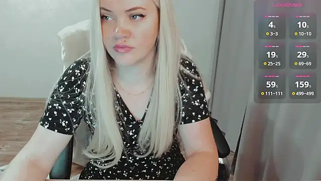 Snapshot of AllAboutLoveXx chatting on 12-04-25, 06:23 AllAboutLoveXx online show from 12-04-25, 06:23