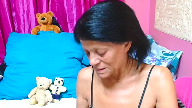 Snapshot of SLUTTYROXY chatting on 03-21-25, 05:45 SLUTTYROXY online show from 03-21-25, 05:45