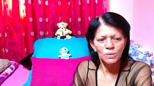 Snapshot of SLUTTYROXY chatting on 09-16-25, 06:47 SLUTTYROXY online show from 09-16-25, 06:47