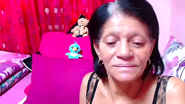 Snapshot of SLUTTYROXY chatting on 10-07-25, 07:38 SLUTTYROXY online show from 10-07-25, 07:38