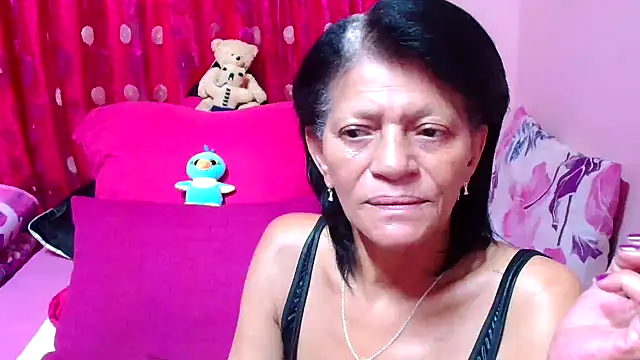 Snapshot of SLUTTYROXY chatting on 10-11-25, 05:33 SLUTTYROXY online show from 10-11-25, 05:33