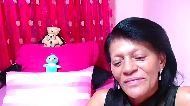 Snapshot of SLUTTYROXY chatting on 11-06-25, 06:53 SLUTTYROXY online show from 11-06-25, 06:53