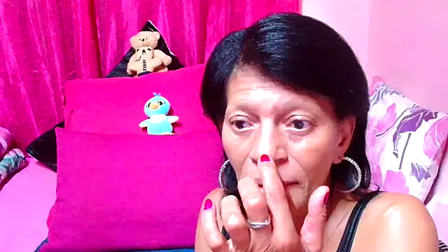 Snapshot of SLUTTYROXY chatting on 12-01-25, 06:13 SLUTTYROXY online show from 12-01-25, 06:13