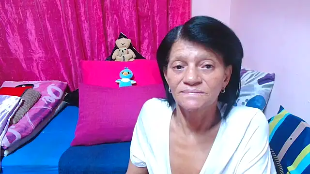 Snapshot of SLUTTYROXY chatting on 12-14-25, 09:19 SLUTTYROXY online show from 12-14-25, 09:19