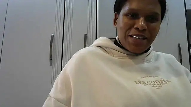 Snapshot of blackslut4u chatting on 05-13-26, 02:25 blackslut4u online show from 05-13-26, 02:25