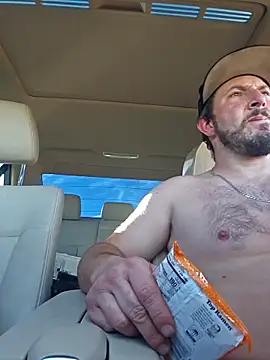 Snapshot of UncutHammer69 chatting on 01-13-26, 11:43 UncutHammer69 online show from 01-13-26, 11:43