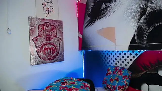 Snapshot of karlaveckyts chatting on 02-13-25, 08:45 karlaveckyts online show from 02-13-25, 08:45