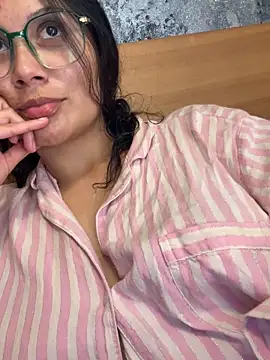 kinky milaxh online show from 02-12-26, 03:01