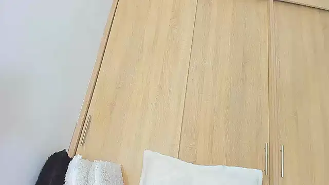 Austin Bitch online show from 02-27-25, 03:37