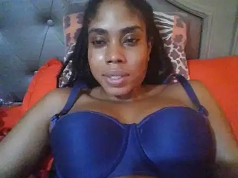 Snapshot of HONEYSWEETS_LIVE chatting on 02-12-25, 04:12 HONEYSWEETS LIVE online show from 02-12-25, 04:12