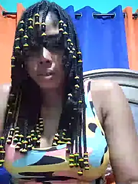 Snapshot of HONEYSWEETS_LIVE chatting on 09-19-25, 03:08 HONEYSWEETS LIVE online show from 09-19-25, 03:08