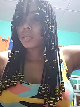 Snapshot of HONEYSWEETS_LIVE chatting on 09-21-25, 01:40 HONEYSWEETS LIVE online show from 09-21-25, 01:40