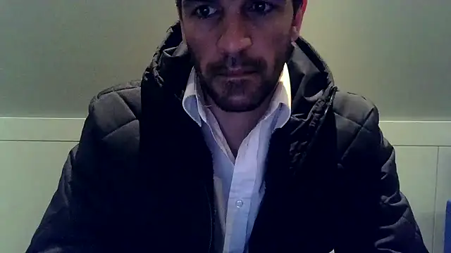 Snapshot of abonado22cm chatting on 01-27-25, 11:00 abonado22cm online show from 01-27-25, 11:00