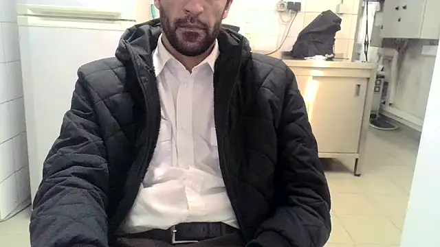 Snapshot of abonado22cm chatting on 02-23-25, 10:20 abonado22cm online show from 02-23-25, 10:20