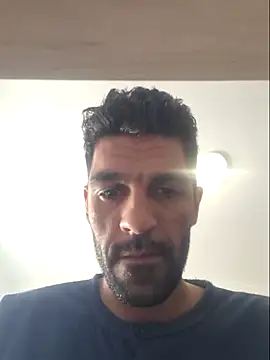 Snapshot of abonado22cm chatting on 12-18-25, 01:39 abonado22cm online show from 12-18-25, 01:39