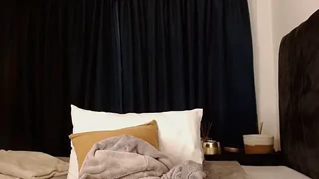 Snapshot of SoftRosee chatting on 05-26-26, 02:29 SoftRosee online show from 05-26-26, 02:29