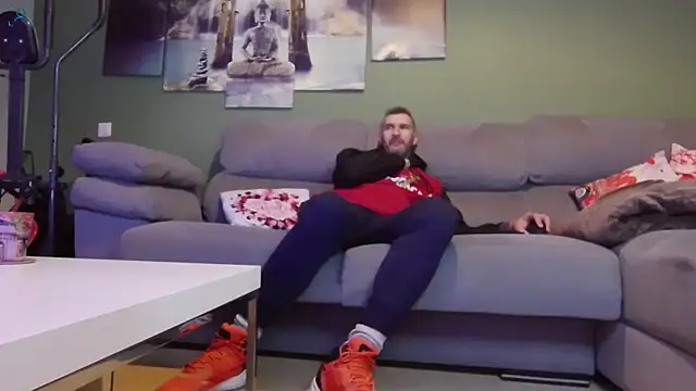 Snapshot of dilancock49 chatting on 02-10-26, 05:17 dilancock49 online show from 02-10-26, 05:17