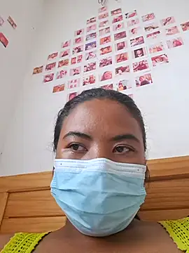 Artinah22 online show from 12-24-24, 11:17