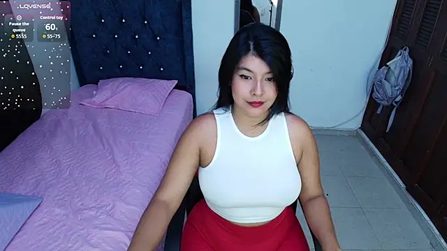 Julieta Sandia online show from 10-10-25, 01:59