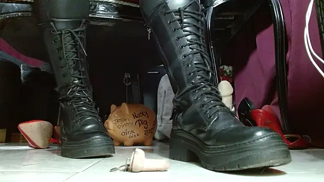 MeGoddesSara online show from 04-27-26, 08:18