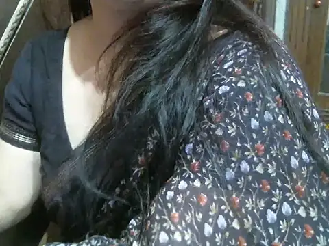 Snapshot of UrsMansi chatting on 05-17-26, 08:16 UrsMansi online show from 05-17-26, 08:16
