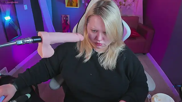 Yoki Shizuko online show from 04-17-26, 06:49