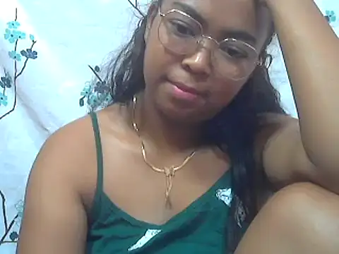 Snapshot of milkboobsgirl chatting on 03-12-25, 07:57 milkboobsgirl online show from 03-12-25, 07:57