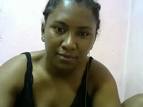 Snapshot of cutybigass chatting on 03-19-25, 10:44 cutybigass online show from 03-19-25, 10:44