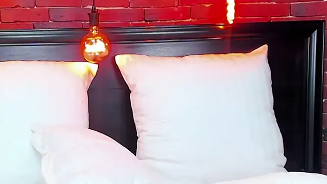 ChristynaRoss online show from 02-05-25, 11:39