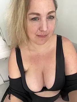 Anna Alexa online show from 03-13-25, 07:31