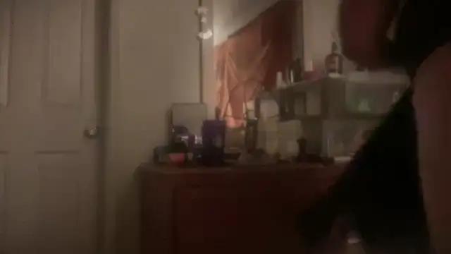 Snapshot of DezerayDelicious chatting on 12-04-24, 10:57 DezerayDelicious online show from 12-04-24, 10:57