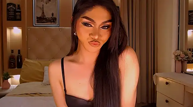 YOUR DREAMWIFE online show from 02-20-25, 09:09