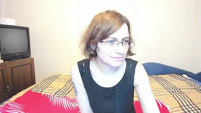 Snapshot of MarilynDream chatting on 12-16-24, 10:45 MarilynDream online show from 12-16-24, 10:45