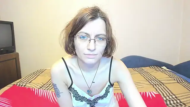 Snapshot of MarilynDream chatting on 12-17-24, 05:36 MarilynDream online show from 12-17-24, 05:36