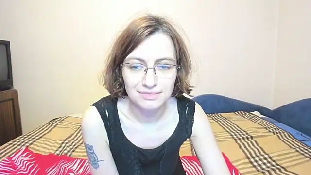 Snapshot of MarilynDream chatting on 12-24-24, 09:33 MarilynDream online show from 12-24-24, 09:33