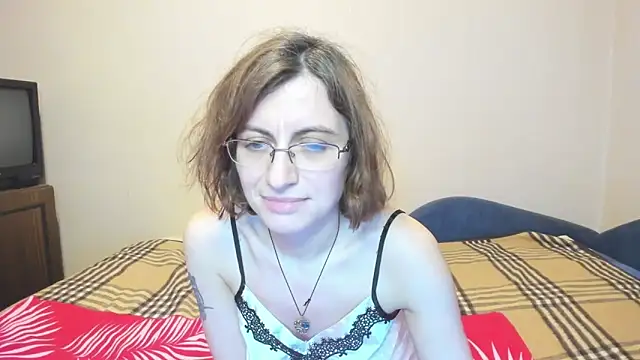 Snapshot of MarilynDream chatting on 02-07-25, 07:06 MarilynDream online show from 02-07-25, 07:06