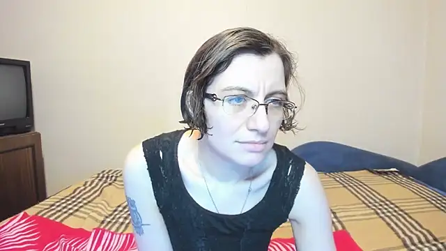 Snapshot of MarilynDream chatting on 03-05-25, 10:32 MarilynDream online show from 03-05-25, 10:32