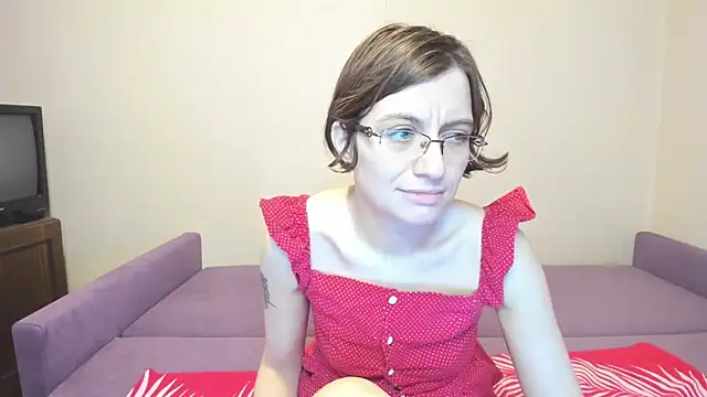 Snapshot of MarilynDream chatting on 03-12-25, 01:03 MarilynDream online show from 03-12-25, 01:03