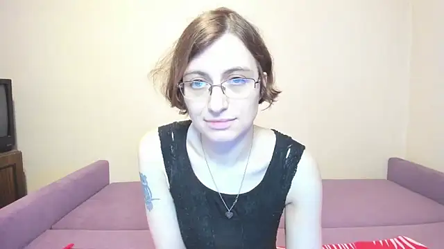 Snapshot of MarilynDream chatting on 03-18-25, 09:53 MarilynDream online show from 03-18-25, 09:53